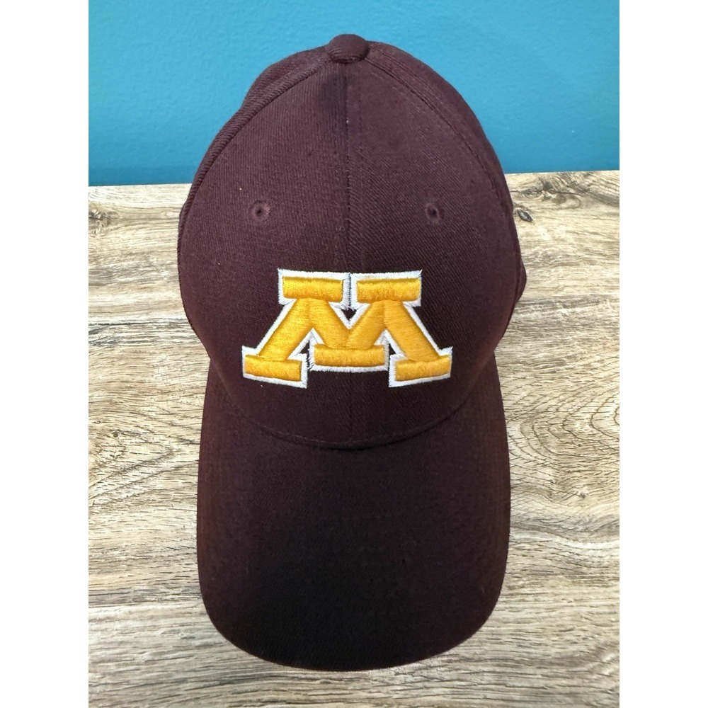 Minnesota Golden‎ Gophers Hat Cap Fitted XL Maroon NCAA Football MN College Mens